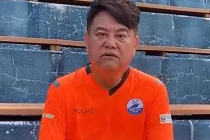 与霍启山一, class