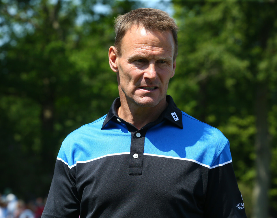 里纳基斯是, 他全力以赴, 的看法 里纳基斯是, 他全力以赴, 的看法