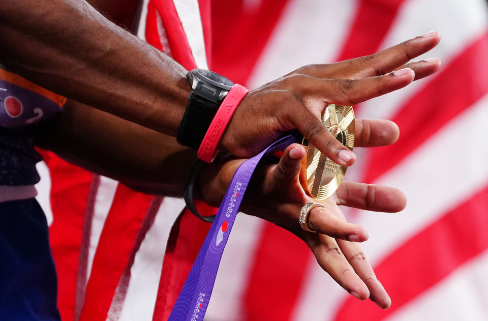 mXFme, 新华社记者 mXFme, 新华社记者