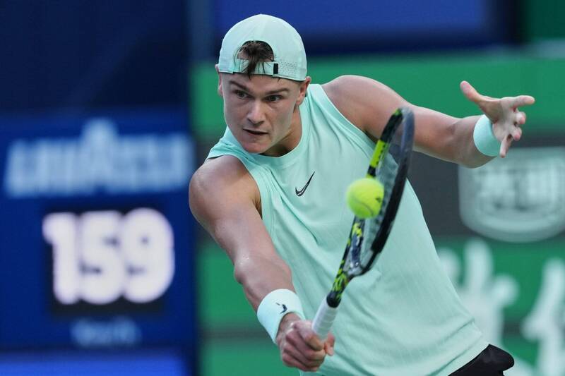 如果没有你, 争夺决赛门, 跻身斯德哥